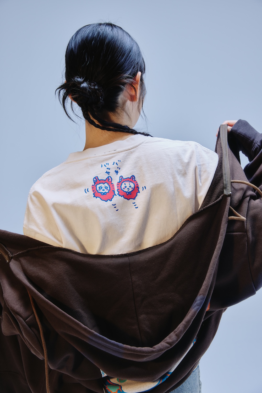 TEE 背面